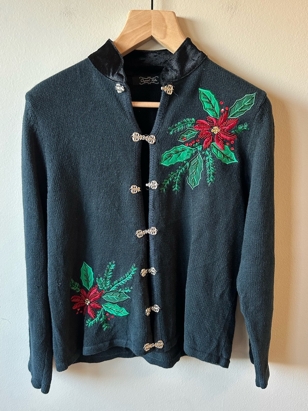 Vintage Crystal Kobe Black Women's Holiday Poinsettia Cardigan Sweater